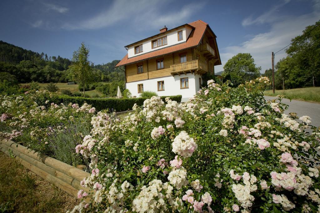 Hotel Landhaus Am Bach Übelbach Esterno foto